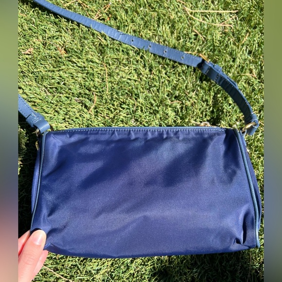 Blue Prada nylon bag - Picture 3 of 7
